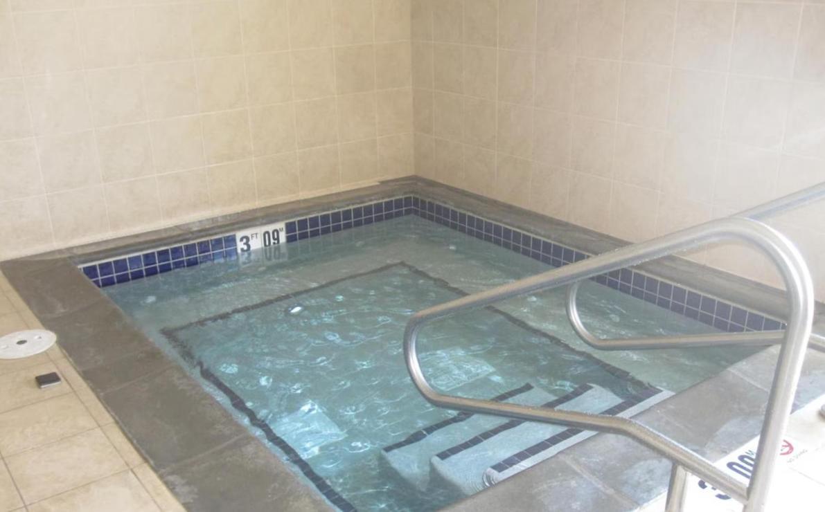 Astoria Hotel & Suites - Glendive Bagian luar foto