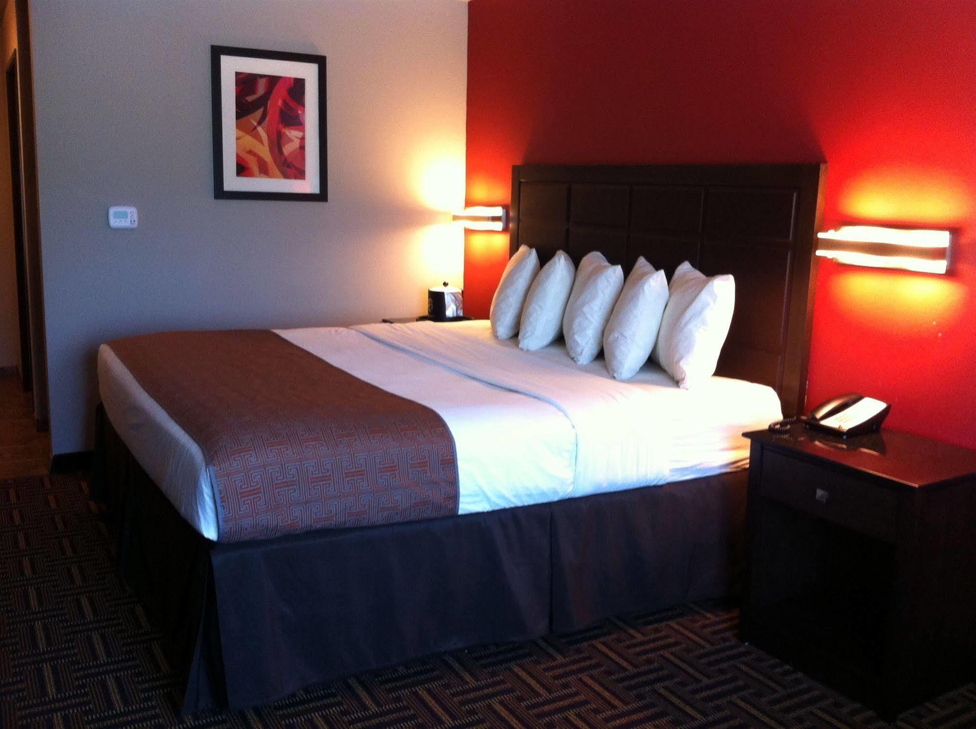 Astoria Hotel & Suites - Glendive Bagian luar foto